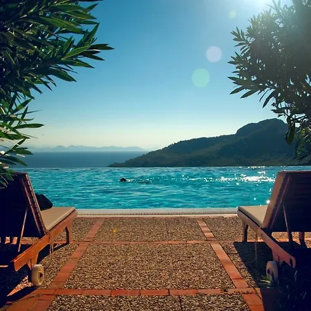 Dionysos Village Hotel 4*